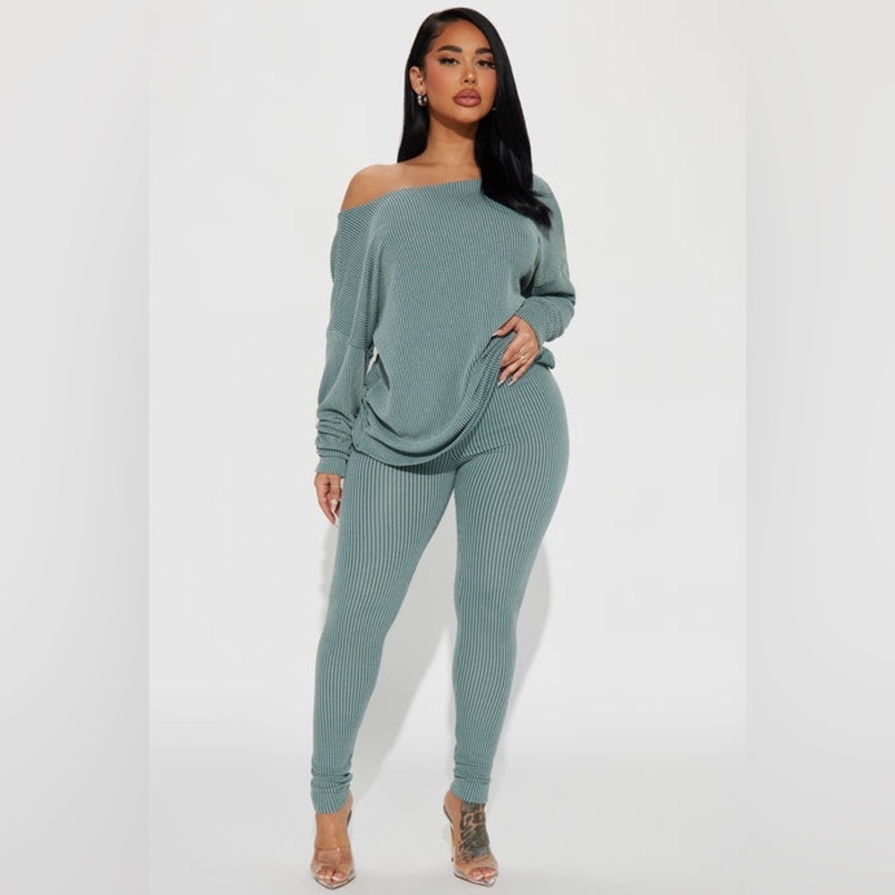 FASHION NOVA | Don't Get Twisted Ribbed Legging Set - Olive